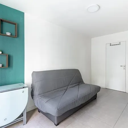 Menilmontant Pere-lachaise 1br-4p * Paris