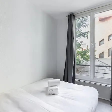 Apartment Menilmontant Pere-lachaise 1br-4p Paris